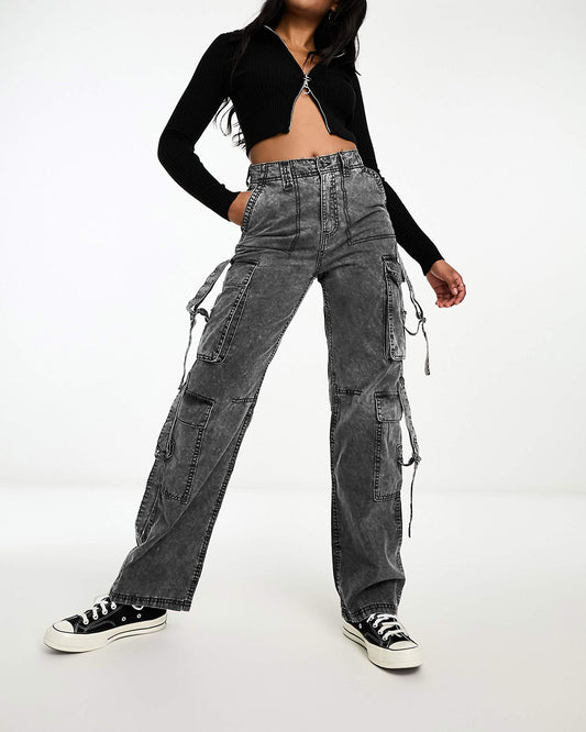 bottomwear,cargos,casual,summer, streetwear, urban fit,woven,denim,washed jeans, washed effect,ash grey,multi pocket, patch pocket, side pockets, utility pocket,straps,baggy fit,wide leg,full length,NA,high rise