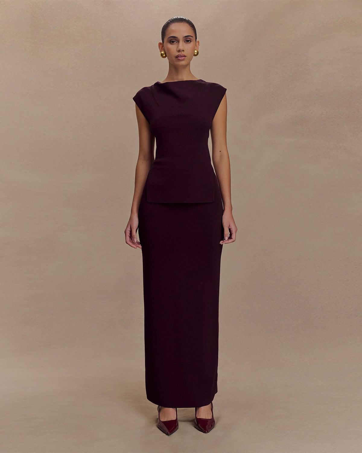 coord sets,bottomwear, topwear,semi-formal, outdoor events, casual chic, summer,urban fit, genz, minimal,knitted,kenzo ribbed,wine ,solid,slim fit top,fitted top,waist length top,slit hem,boat neck,no straps,sleeveless,sleeveless,slip on top,skirts,straight skirt,maxi length,straight hem,mid rise waist,no pockets, OY3043, 25070016GG