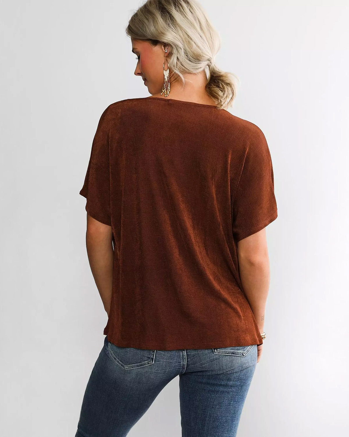 cowl-neck-short-sleeves-casual-top-brown-oy1504,25010004GG52,topwear,tops,casual,bold, minimal, streetwear,knitted,ribbed,brown,solid,regular fit,regular,cowl neck,short sleeves,Color: Brown
Fabric: Ribbed
Fit: Regular Fit
Length: Regular
Neck: Cowl Neck
Sleeve: Short Sleeves
Print: Solid,COWL NECK SHORT SLEEVES CASUAL TOP