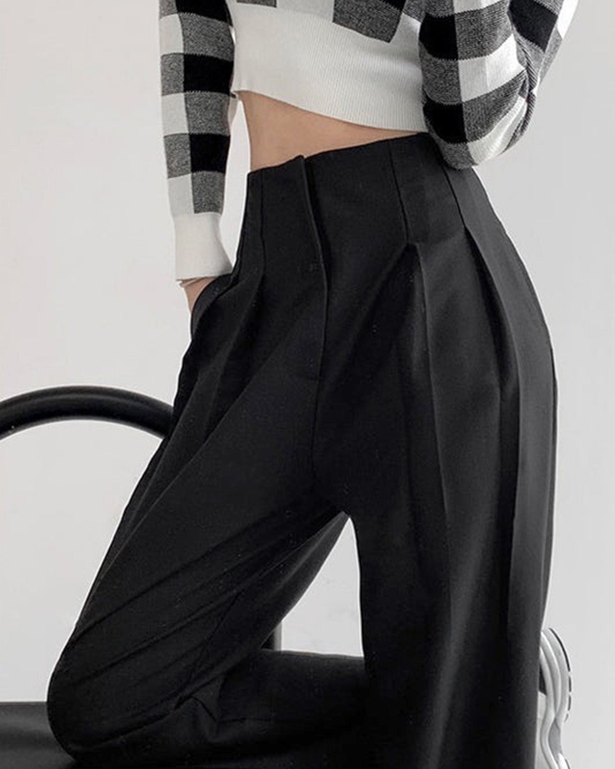 bottomwear,trousers,semi-formal,workwear,stretchable,polyester, spandex,black,pleated,relaxed fit,wide leg,full length,high rise, 24090016GG, OY963