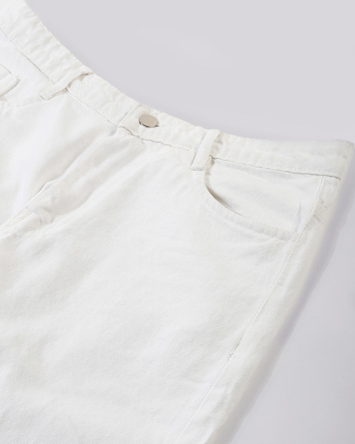 solid-relaxed-fit-jeans-white,SOLID RELAXED FIT JEANS,bottomwear,jeans,casual,streetwear,woven,cotton denim,white,relaxed fit,full length,high rise