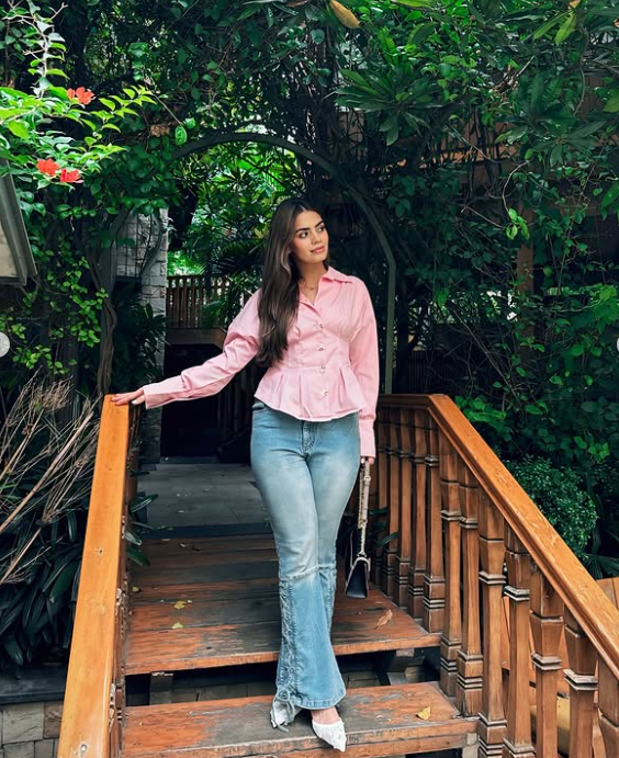 Red Stripe Shirt With Cinched Waist
