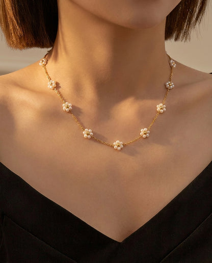 Golden Antitarnish Flower Chain Necklace