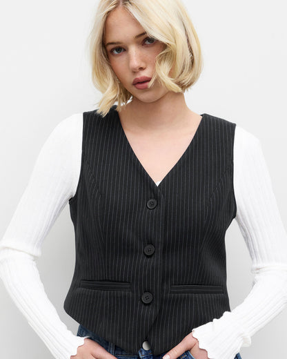topwear,tops,formal, semi-formal,creative workwear, minimal, summer,woven,polycotton,black,pinstripes, stripes,pinstripes, slit,button,regular fit,vest,waist length,curved hem,v-neck,sleeveless,OY2004, 25060036GG