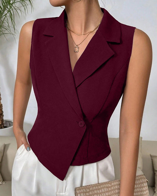 notch-collar-waist-coat-maroon,topwear,waist coat,semi-formal,creative workwear,woven,lycra, polyester,maroon,solid,tailored fit,regular,lapel collar,sleeveless,Color: Maroon
Fabric: Polyester, Lycra
Fit: Skinny Fit 
Length: Regular
Neck: Lapel Collar
Closure: Button
Print: Solid,NOTCH COLLAR WAIST COAT