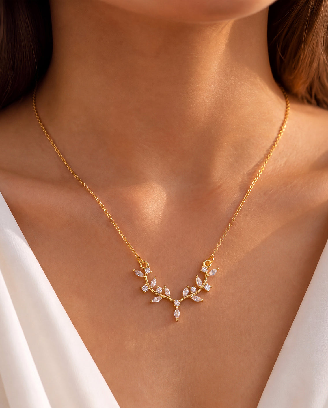 The Crystal Vine Anti Tarnish Necklace - Gold