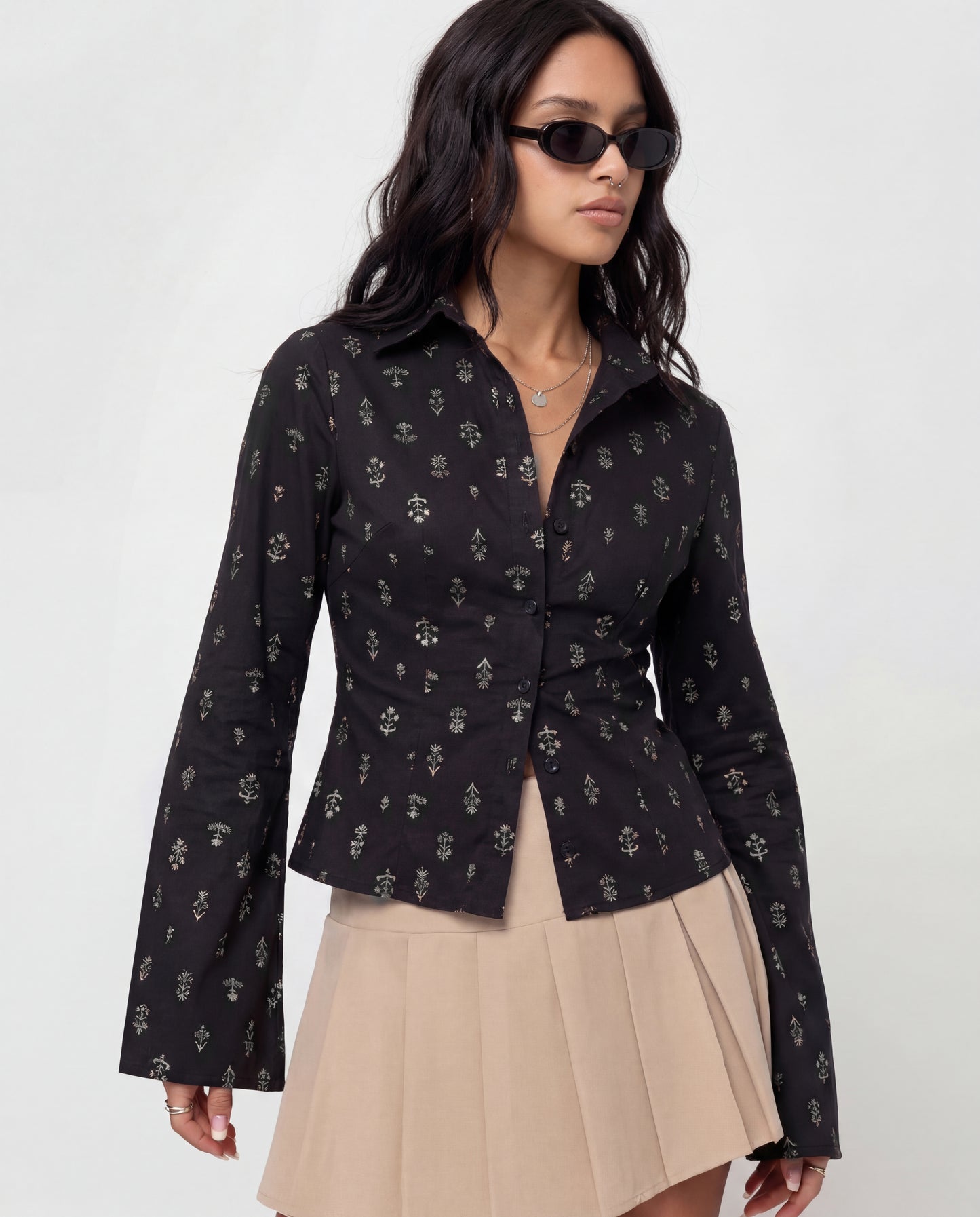 Botanical Print Fitted Shirt - Black