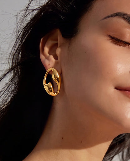 The Fluid Hoop Anti Tarnish Earrings - Gold