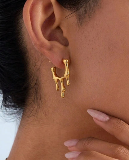 Golden Antitarnish Drip Studs