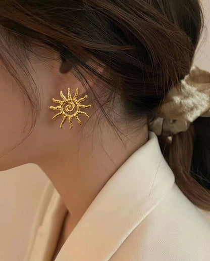 The Solar Stud Anti Tarnish Earrings - Gold