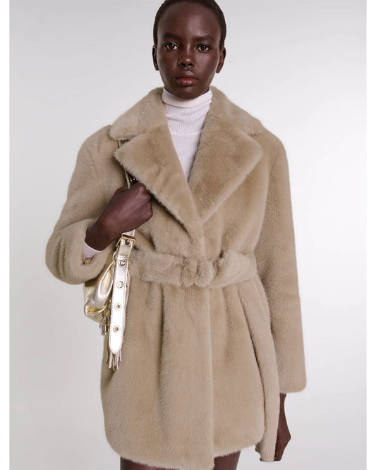 outer wear,coats,casual, outdoors,minimal, streetwear, winter wear,woven,fur,beige,solid,textured,relaxed fit,single breasted,longline,straight,lapel collar,set in sleeve,long sleeves,OY2257	25090067GG