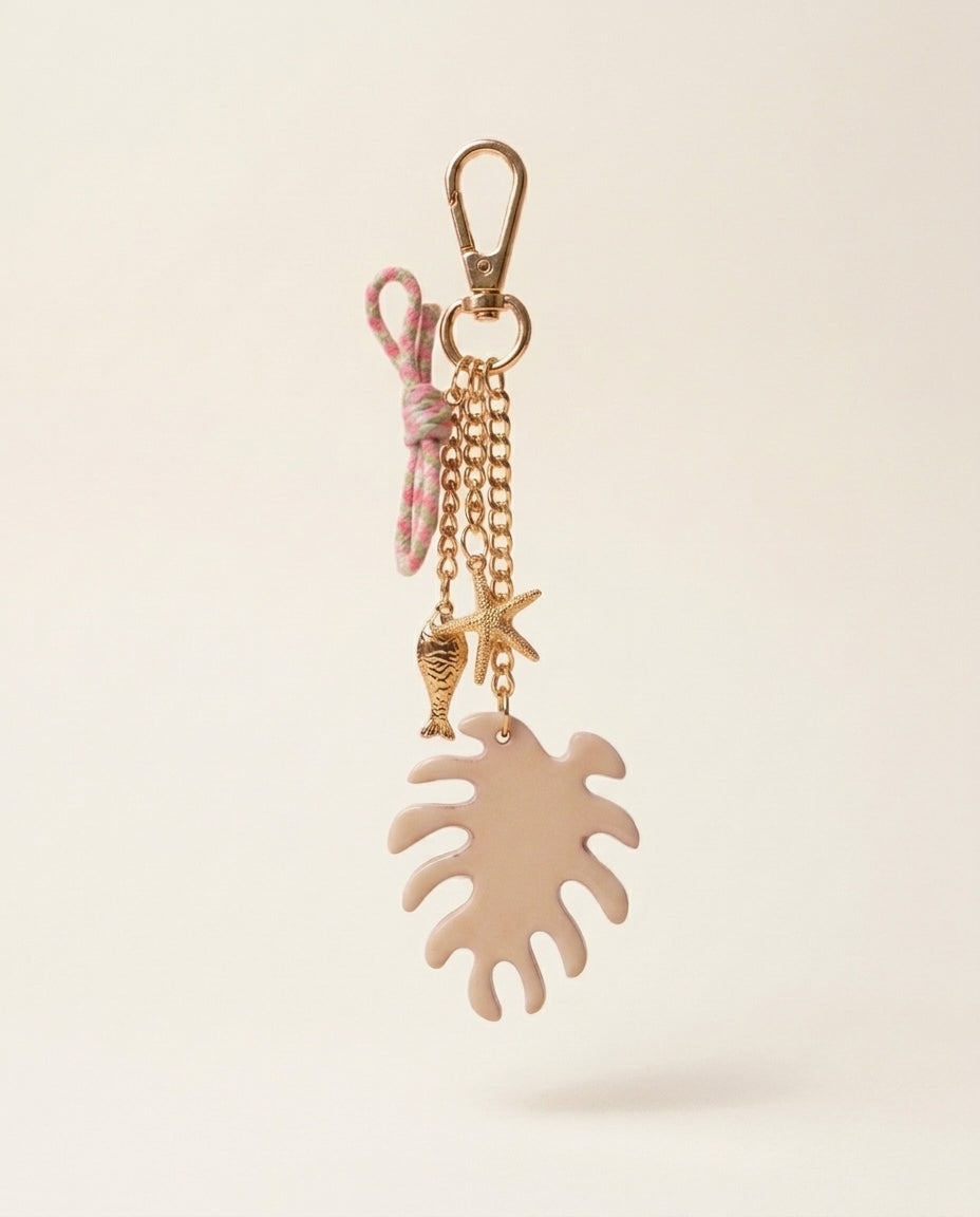 Palm Leaf Bow Keychain