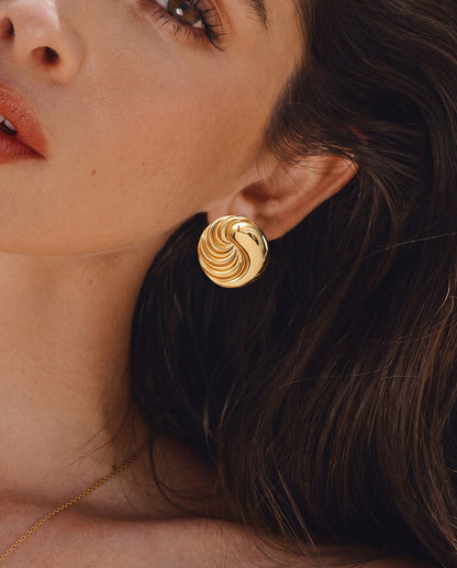 The Wave Disc Anti Tarnish Earrings - Gold