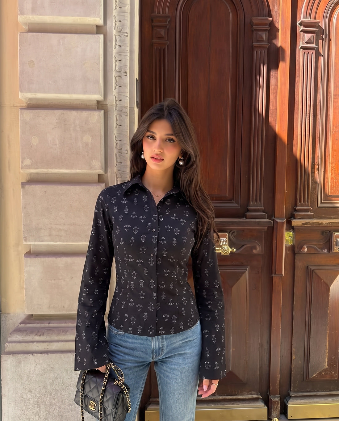 Botanical Print Fitted Shirt - Black