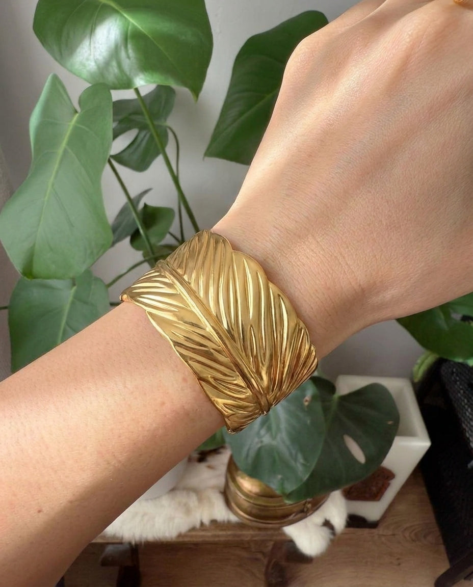 The Palm Leaf Anti Tarnish Cuff - Gold