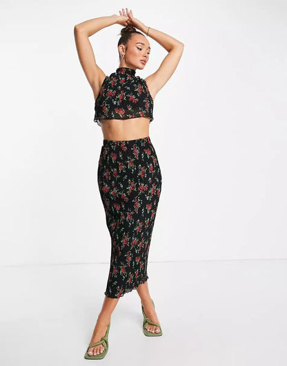 FLORAL PRINT PLEATED COORD SET- CROP TOP,beach, black, casual, coord sets, crop, floral, georgette, high neck, pleated, printed, regular fit, sleeveless, summer, tank tops, tops, topwear, vacation, woven,crop-floral-pleated-black-top,Neck - High neckSleeve - SleevelessFit - Slim fitPrint/Pattern - FloralColor - BlackType - Crop Material - GeorgetteDetail - Pleated
 Only contains Top