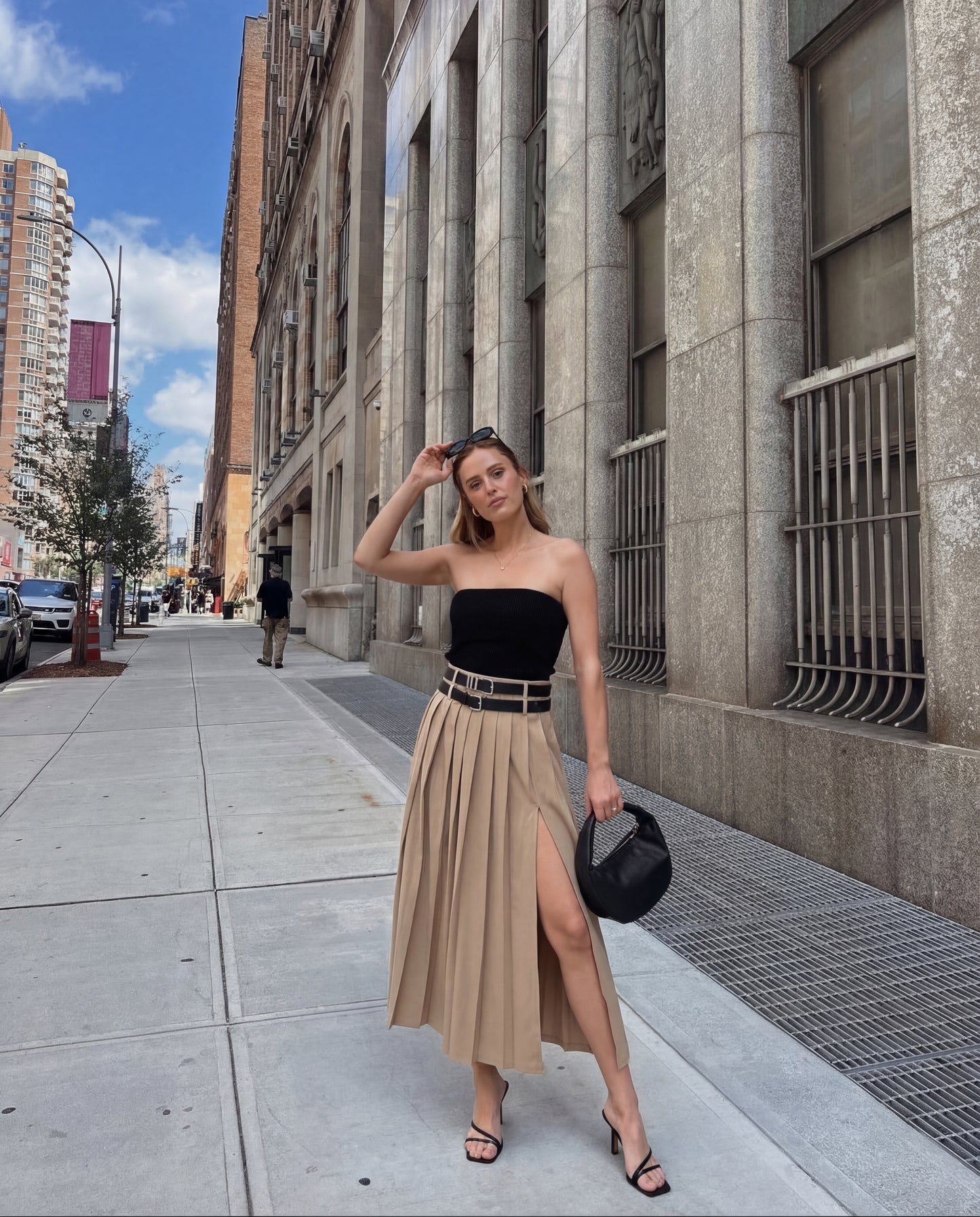 Beige Pleated Split Skirt With Two Detachable Belts