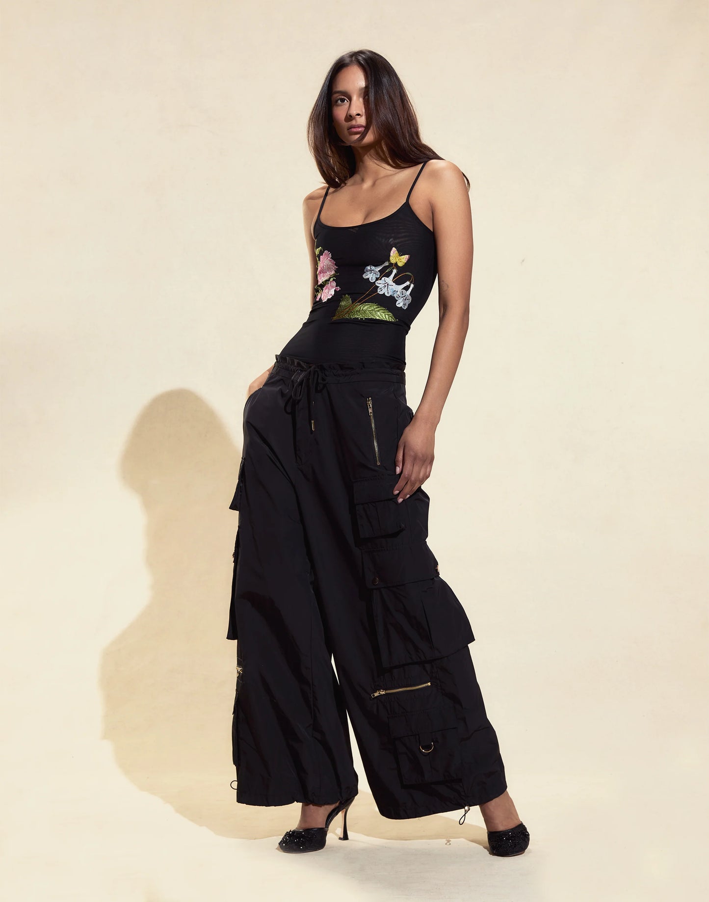 Zip-detail Statement Cargo Pants In Jet Black