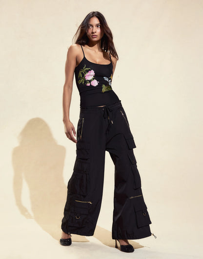 Zip-detail Statement Cargo Pants In Jet Black