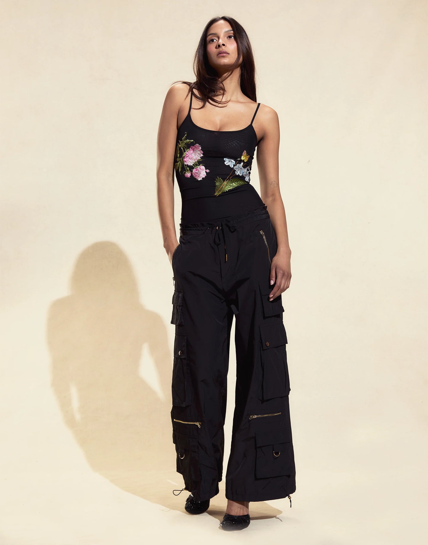 Zip-detail Statement Cargo Pants In Jet Black