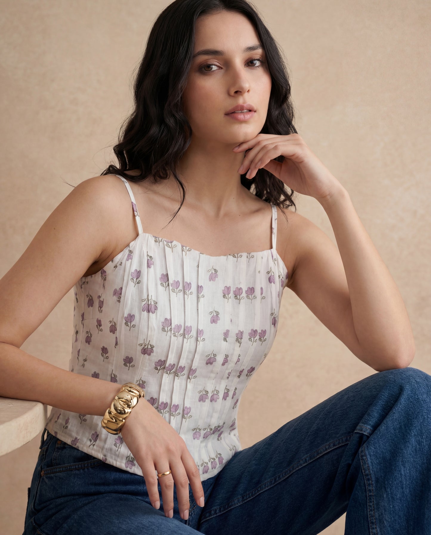 topwear,tops,ethnic, indo-western,ethnic wear, festive wear, indian wear, summer, casual,woven,poly cambric,printed,white,floral print,panelling,zipper,skinny fit,slim fit top,waist length,straight hem,sweetheart neck,shoulder strap,no sleeves,sleeveless	OY3009, 25070049GG