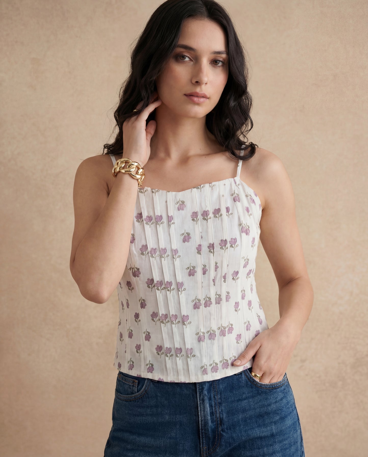 topwear,tops,ethnic, indo-western,ethnic wear, festive wear, indian wear, summer, casual,woven,poly cambric,printed,white,floral print,panelling,zipper,skinny fit,slim fit top,waist length,straight hem,sweetheart neck,shoulder strap,no sleeves,sleeveless	OY3009, 25070049GG