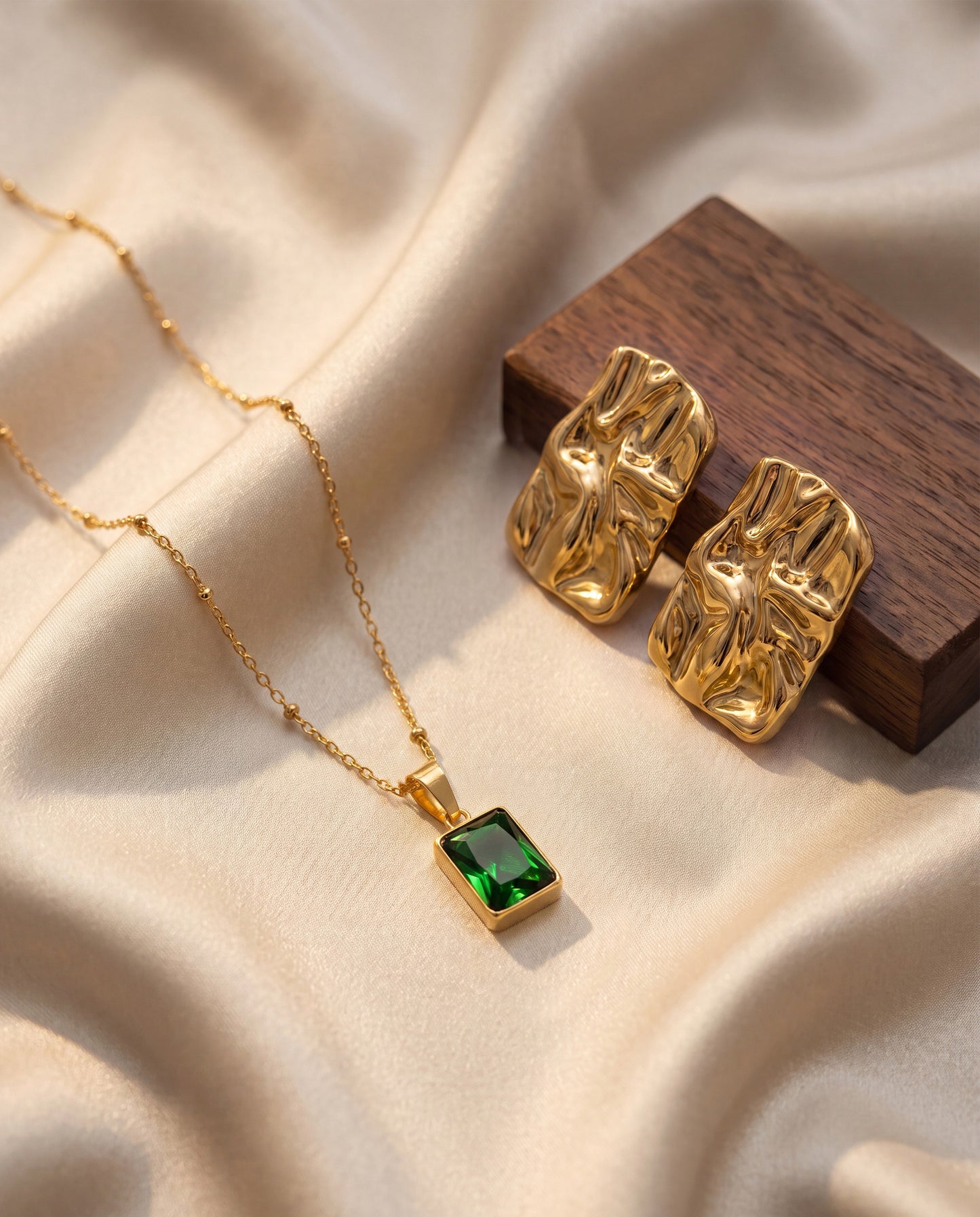 The Emerald Edit - Gold Combo