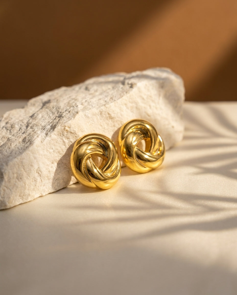 Infinity Knot Drops - Gold