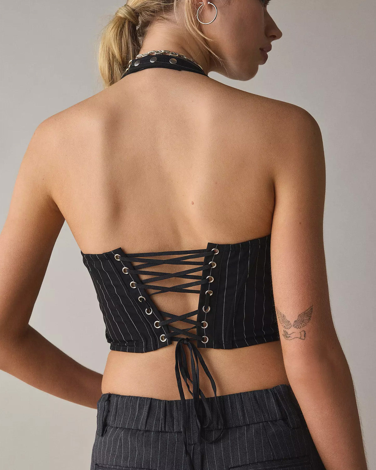 topwear,tops,semi-formal,bold, glam, summer, streetwear,woven,polycotton,black,pinstripes,pinstripes,drawstring,tailored fit,corset,crop,curved hem,halter neck, sleeveless, OY2002, 25060034GG