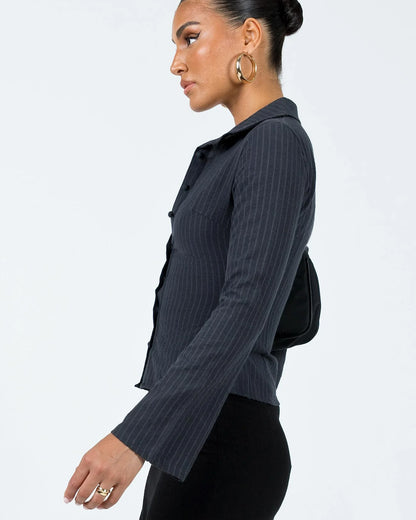 topwear,shirts,casual, semi-formal,minimal, streetwear,summer,woven,polycotton,,black,stripes,slim fit,,regular,straight hem,collared,,flared sleeves,long sleeves	25040022GG, OY1021