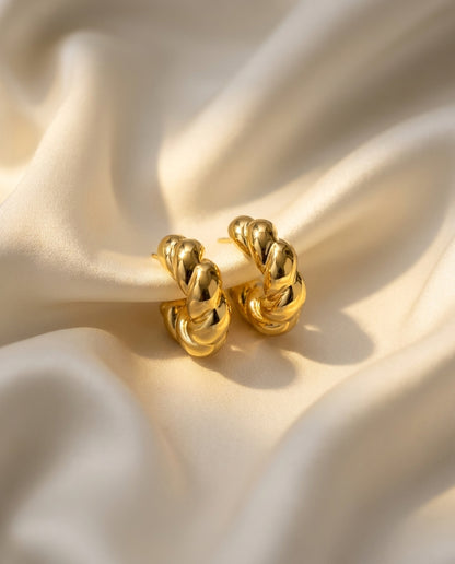 The Twist Hoop Earrings - Gold