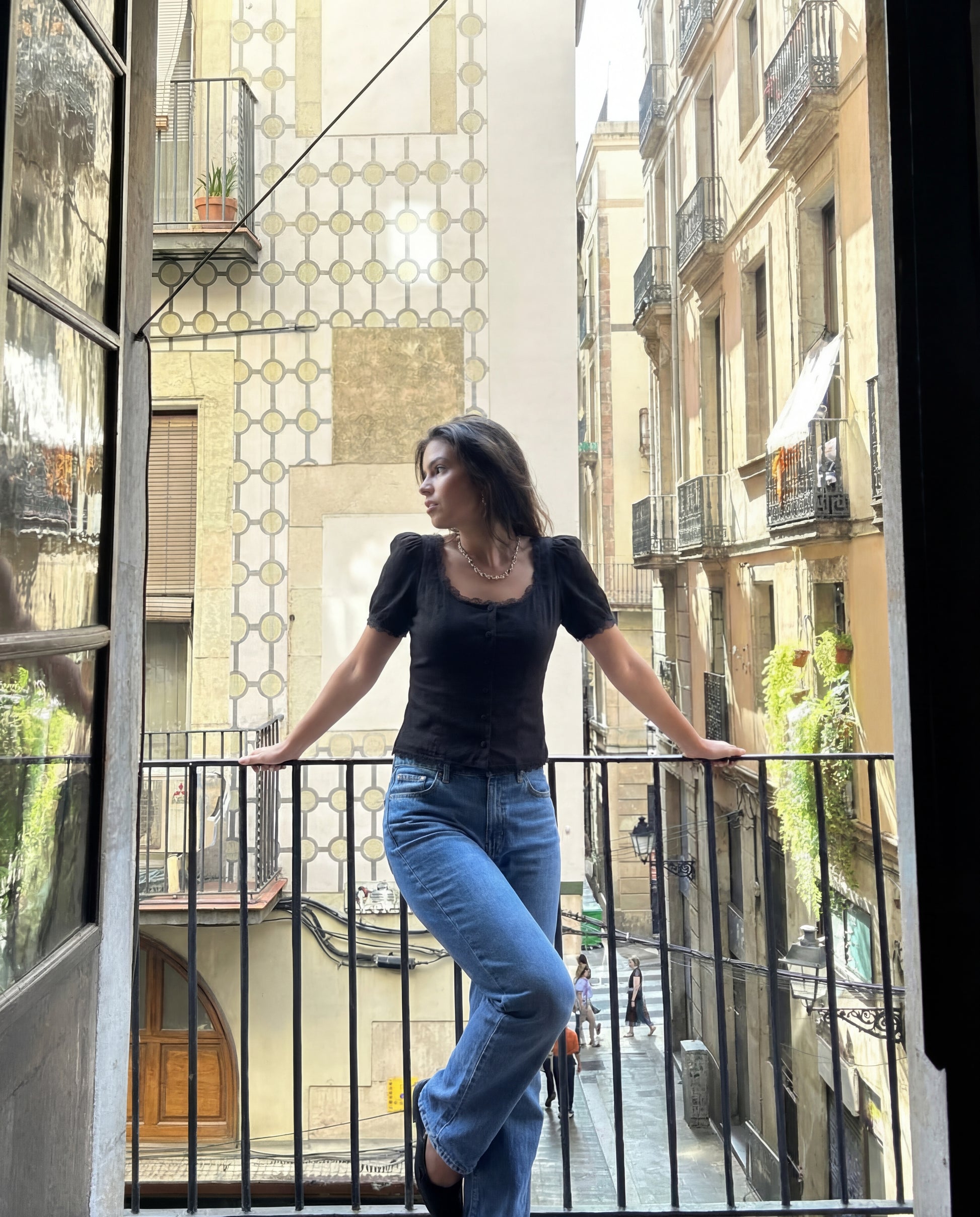 topwear,tops,casual, vacation, outdoor events,minimal, summer,woven,cotton,black,solid,lace,slim fit,fitted,waist length,scalloped hem,square neck,puff sleeves,short sleeves,OY1908, 25060008GG