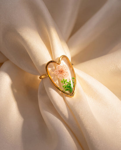 The Bloom Heart Anti Tarnish Ring - Gold