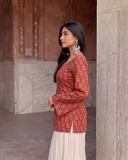 Myra Paisley Print Corset Kurti