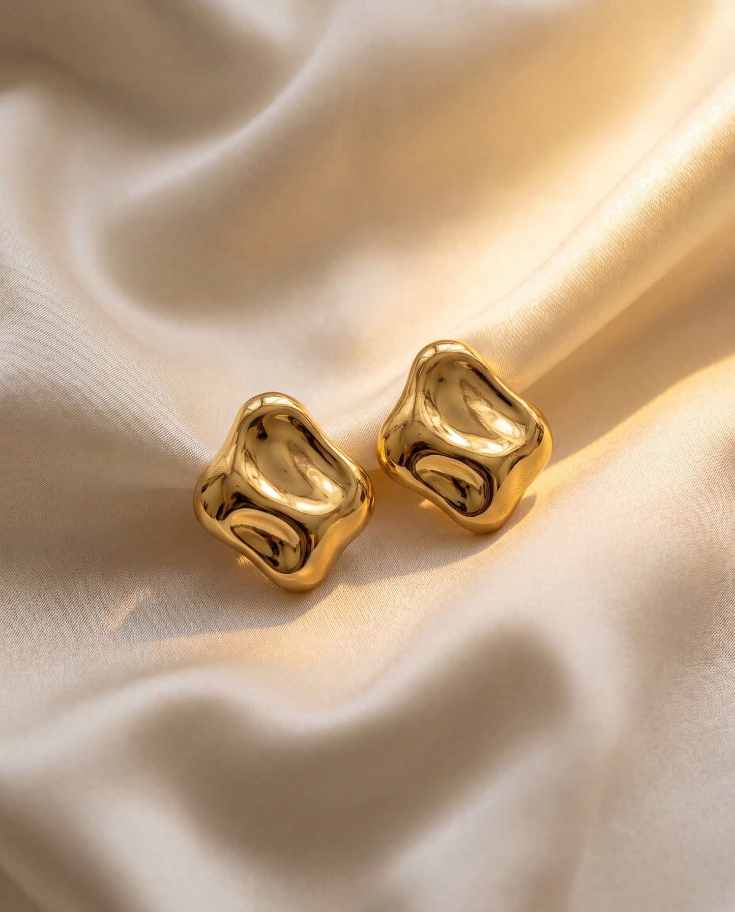 The Puff Square Anti Tarnish Earrings - Gold