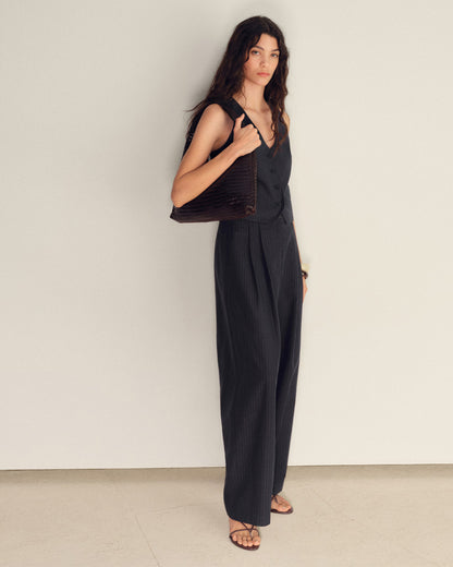 coord sets,bottomwear, topwear,formal, semi-formal,creative workwear, minimal, summer, urban fit,woven,polycotton,black,pinstripes, stripes,pinstripes, slit,button, zipper,regular fit top,vest,waist length top,slit hem,v-neck,sleeveless,button up,pants,straight fit ,full length,straight hem,mid rise waist,pockets,25060043GG,OY2011