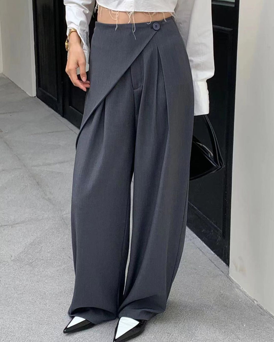 Grey Woolen Pleated Trousers