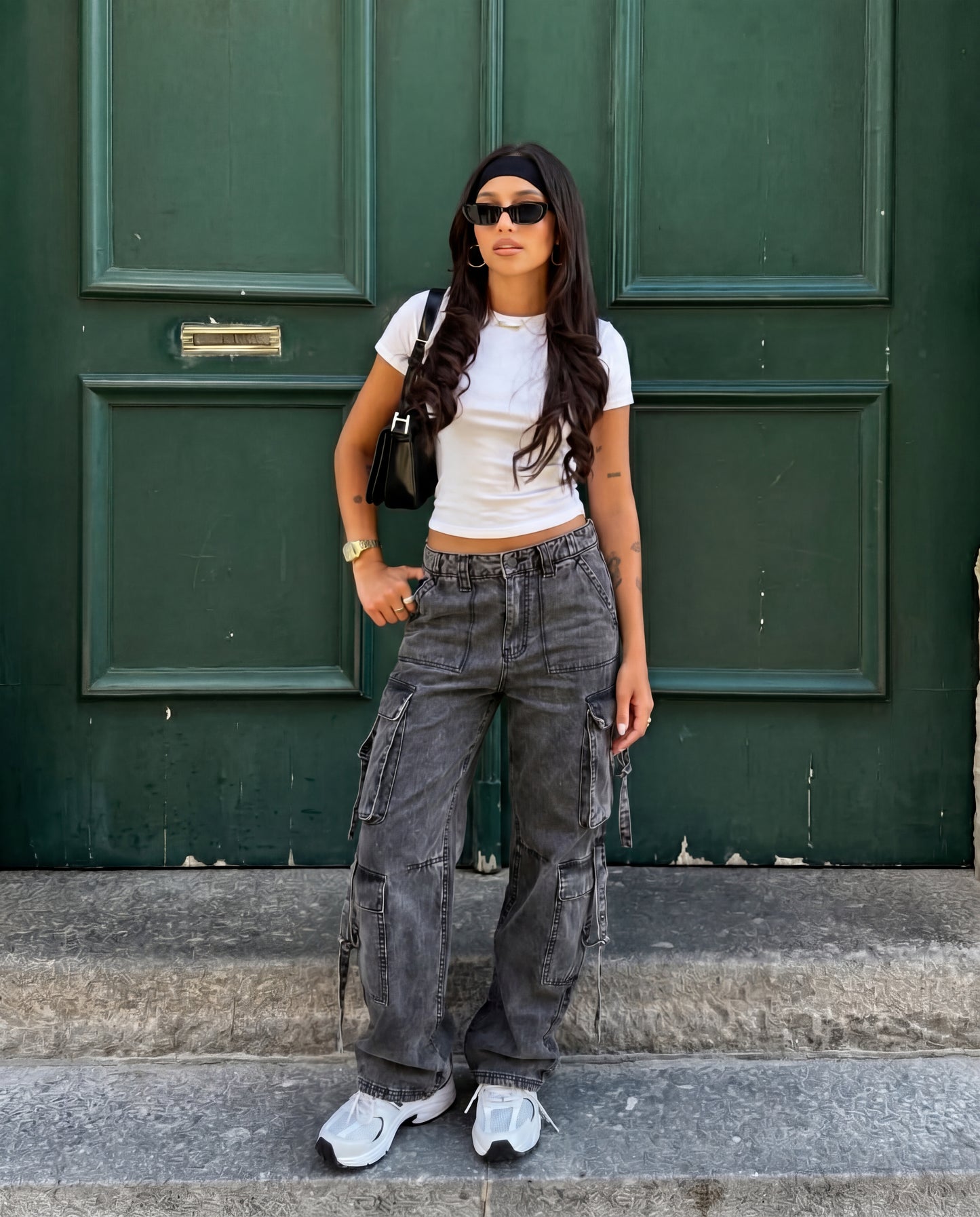 bottomwear,cargos,casual,summer, streetwear, urban fit,woven,denim,washed jeans, washed effect,ash grey,multi pocket, patch pocket, side pockets, utility pocket,straps,baggy fit,wide leg,full length,NA,high rise