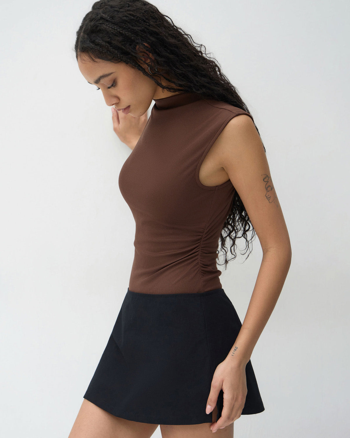 topwear,tops,casual, casual chic,bold, gen z,knitted, stretchable,ribbed,brown,solid,ruched,skinny fit,bodysuit,longline,curved hem,high neck,no straps,no sleeves,sleeveless, OY2158, 25080020GG