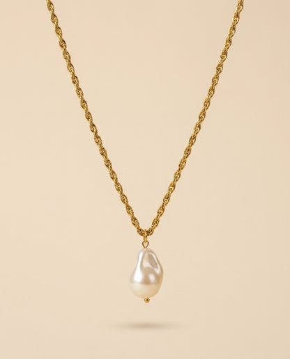 Golden Pearl Pendant Necklace