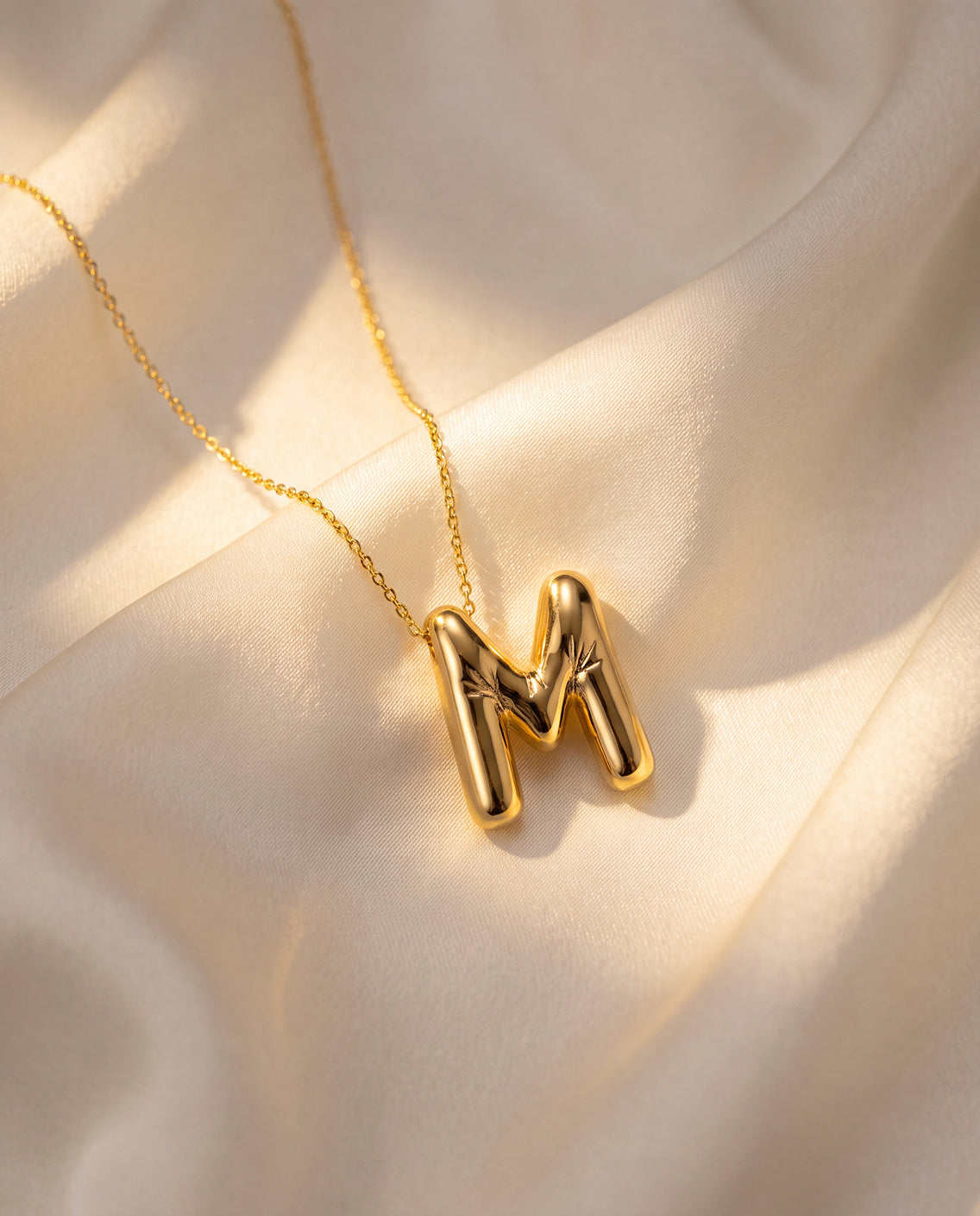 The M Anti Tarnish Necklace - Gold