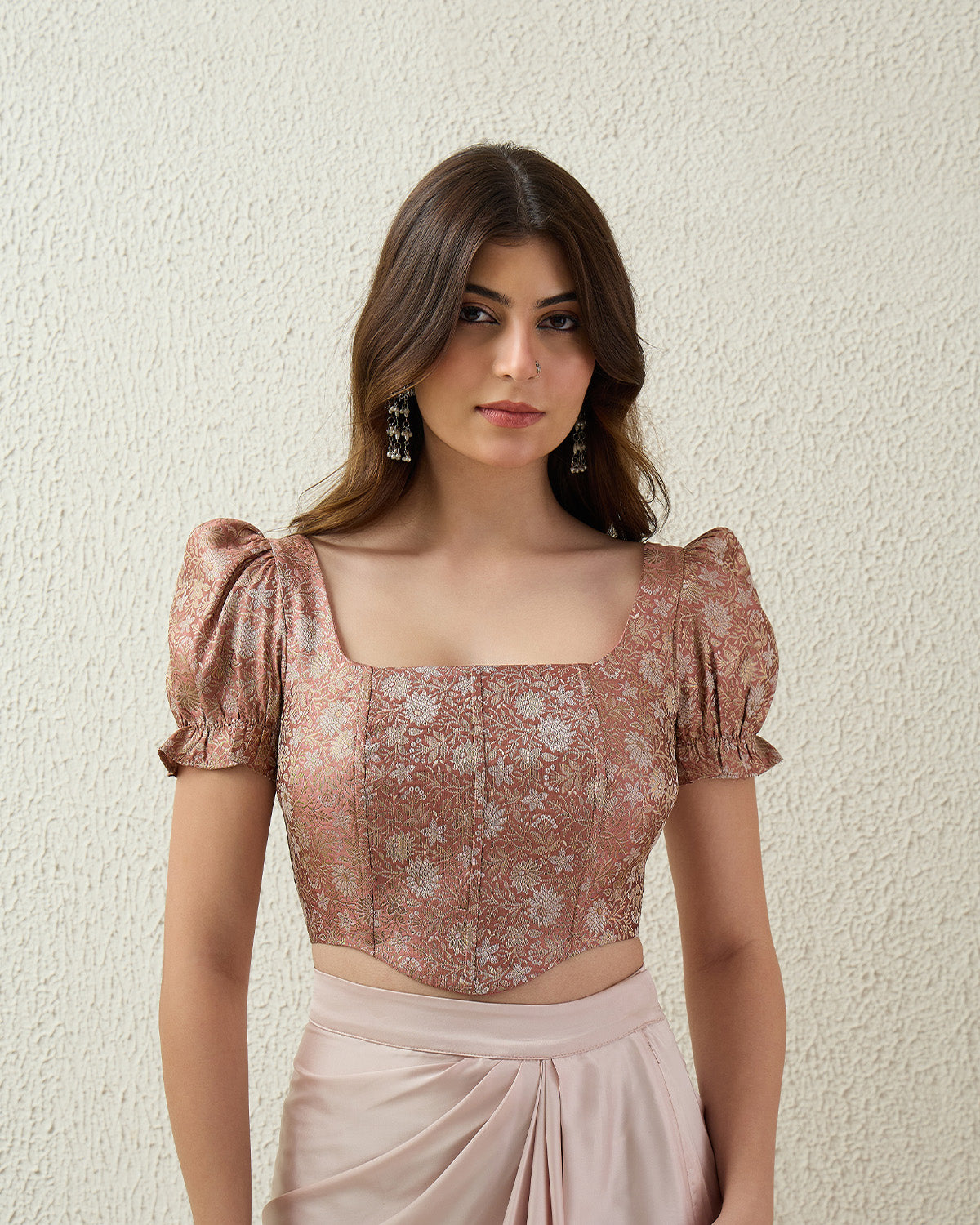 topwear,tops,ethnic, indo-western,ethnic wear, festive wear, indian wear, summer,woven,brocade,banarasi brocade,rose gold,floral pattern,textured,zipper,skinny fit,corset,crop,curved hem,square neck,no straps,puff sleeves,short sleeves, OY2090  rose gold, 25070042GG