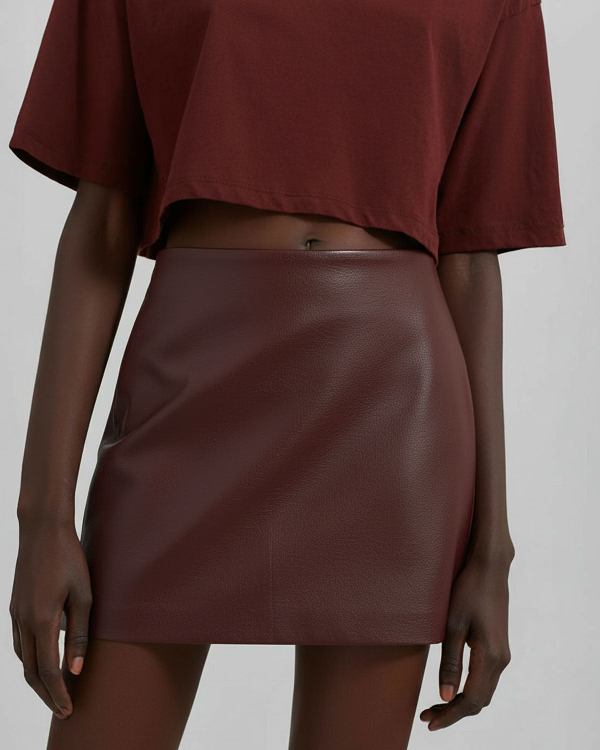 bottomwear,skirts,casual chic, outdoor events, party, vacation,gen z, summer,woven,pu leather,maroon,textured,zipper,a line fit,mini skirt,mini length,straight hem,mid rise, OY2230, 25090057GG