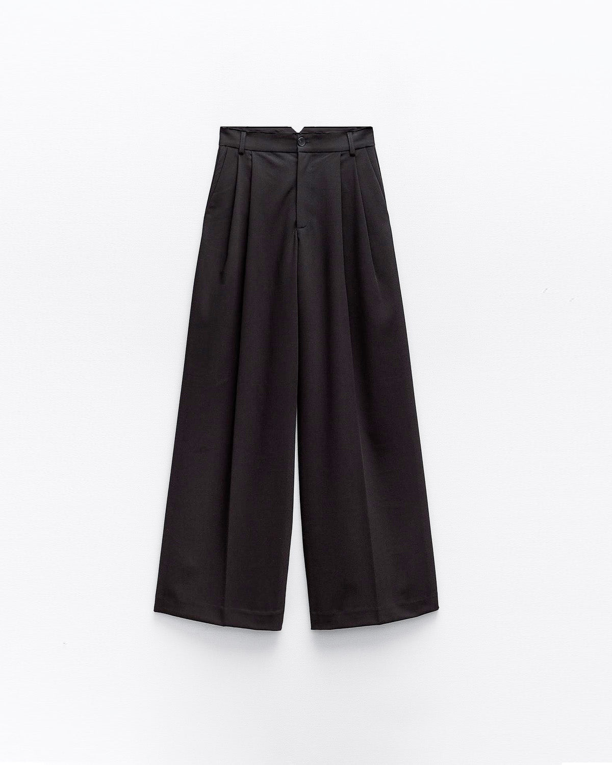 PLEATED WIDE LEG PANTS,Color: Black
Fabric: 95% poly 5%spandex
Fit: Tailored Fit 
Length: Full Length (41")
Waist: High Rise 
Closure: Zip & Button
No. of Pockets: 2
Print: Solid,pants,bottomwear,pants,semi-formal,business outfit,stretchable,polyester, spandex,black,pleated,tailored fit,wide leg,full length,high rise,24090017GG