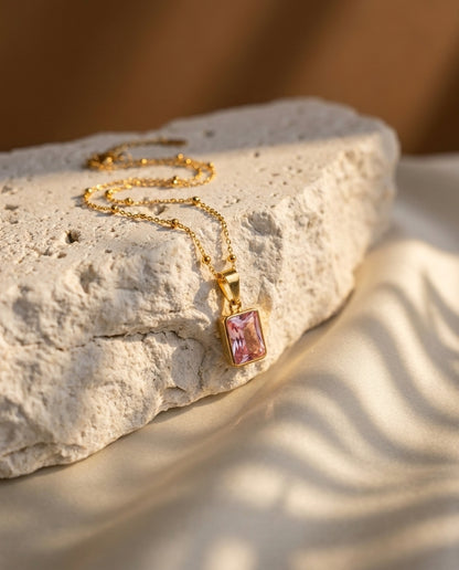 Golden Antitarnish Rose Cut Necklace
