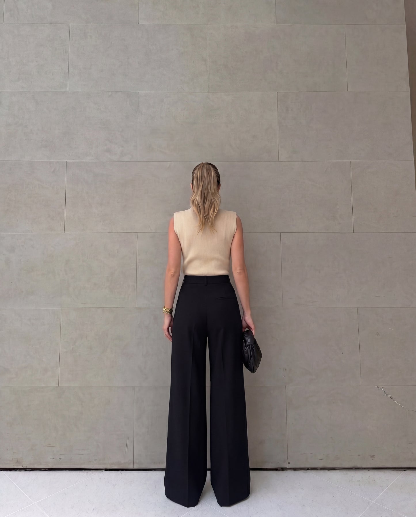 Sculpted Waist Pleated Black Trousers