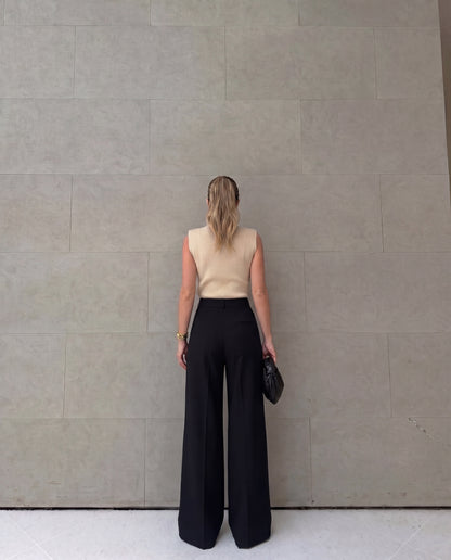Sculpted Waist Pleated Black Trousers