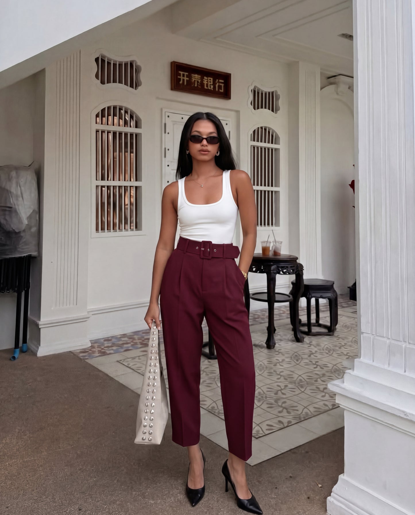 bottomwear,pants,formal, semi-formal,business outfit, urban fit, workwear,woven,polyester, spandex,maroon,pleated,belt,tailored fit,tapered,full lengthhig, h rise	25010046GG, OY942