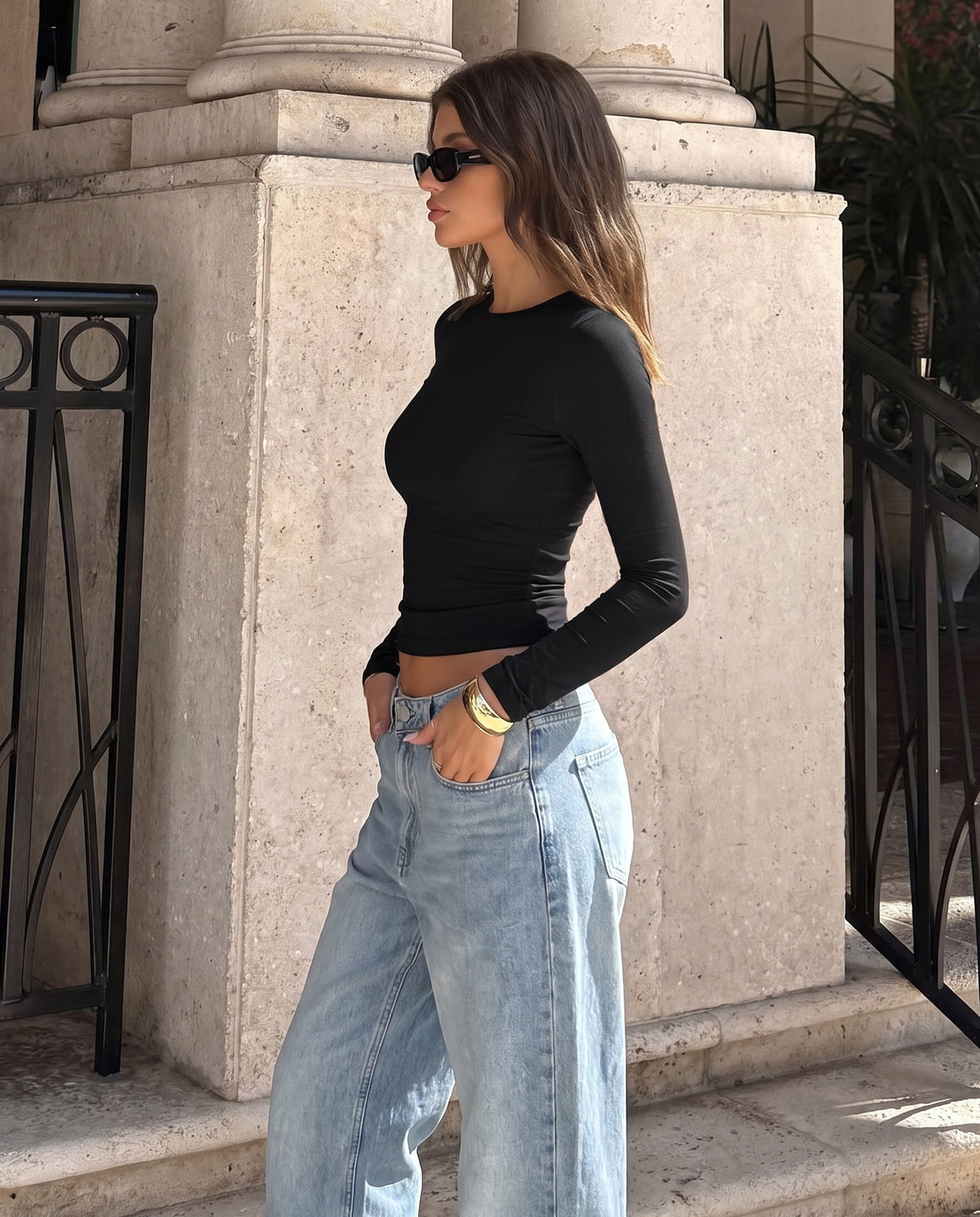 Black Fitted Long-Sleeve Top