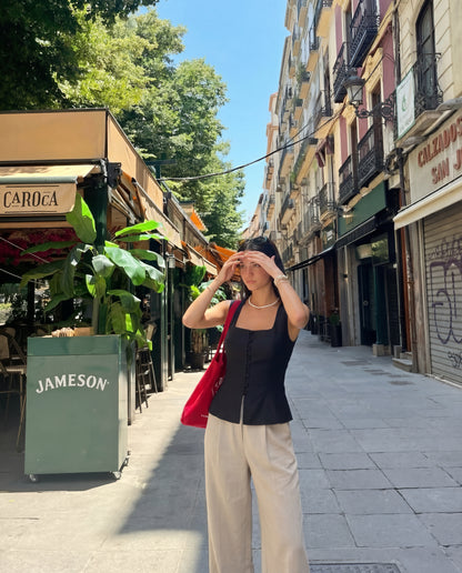 topwear,tops,semi-formal, vacation, outdoor events,minimal, sophisticated, summer,woven,cotton,black,solid,flounce,button,slim fit,peplum,waist length,flounce hem,square neck,shoulder strap,sleeveless, OY1909, 25060009GG